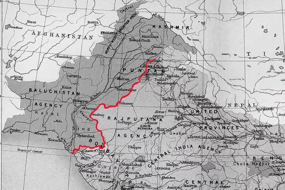 Mapa histórico de la India británica con una línea roja que traza la Línea Radcliffe, la frontera establecida durante la Partición de la India en 1947 que dividió India y Pakistán